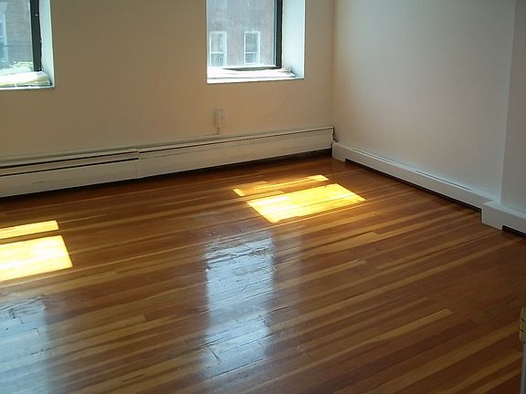 3rd image of 107 President St APT 1