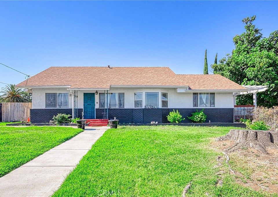 1st image of 21769 Vivienda Ave