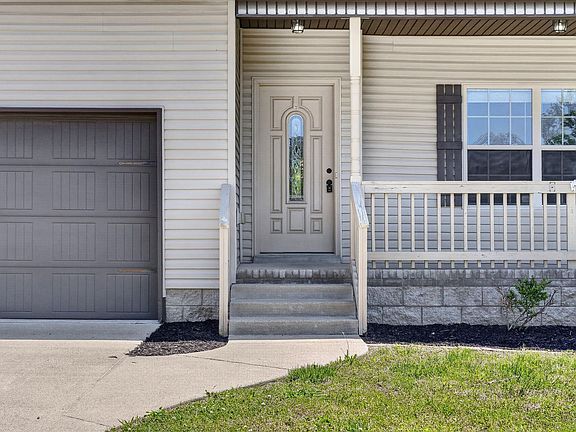 4th image of 1157 Meachem Dr
