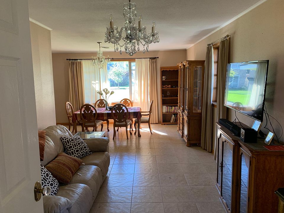 Sunken living and dining room