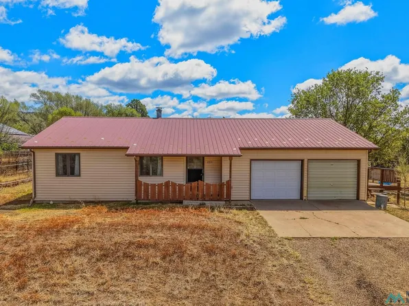 1211 Calle De La Luna, Raton, NM 87740