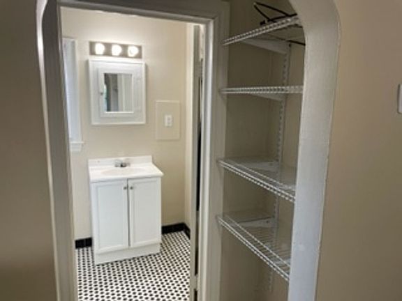 5th image of 28 Gold Ave SW #30-02