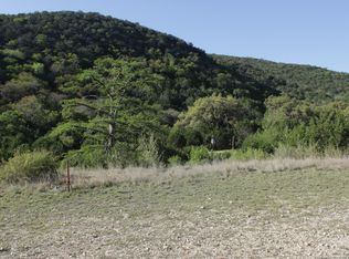 1976 W Cedar Crk, Leakey, TX 78873