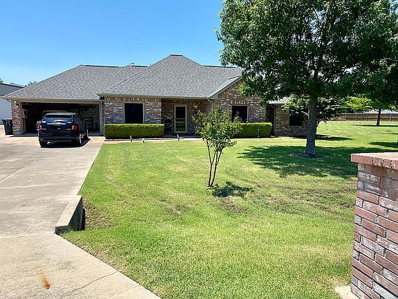 4th image of 1890 N Meadow Cir