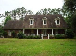 160 Carlyene Dr, Midway, GA 31320