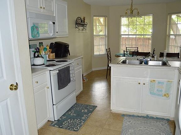 4th image of 4820 Spencer Oaks Blvd