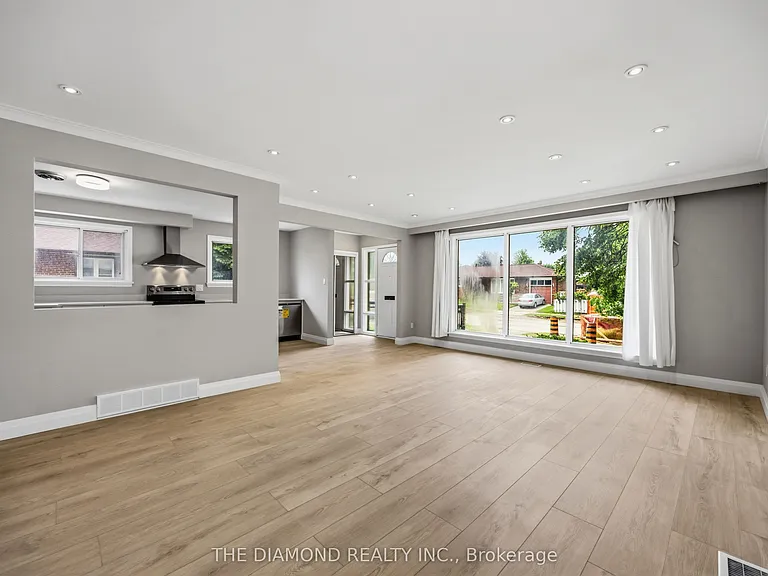 21 Jardine Pl — Photo 5