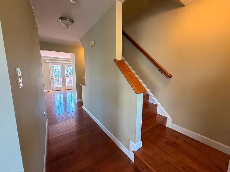 434 Lilac Ter NE — Photo 14