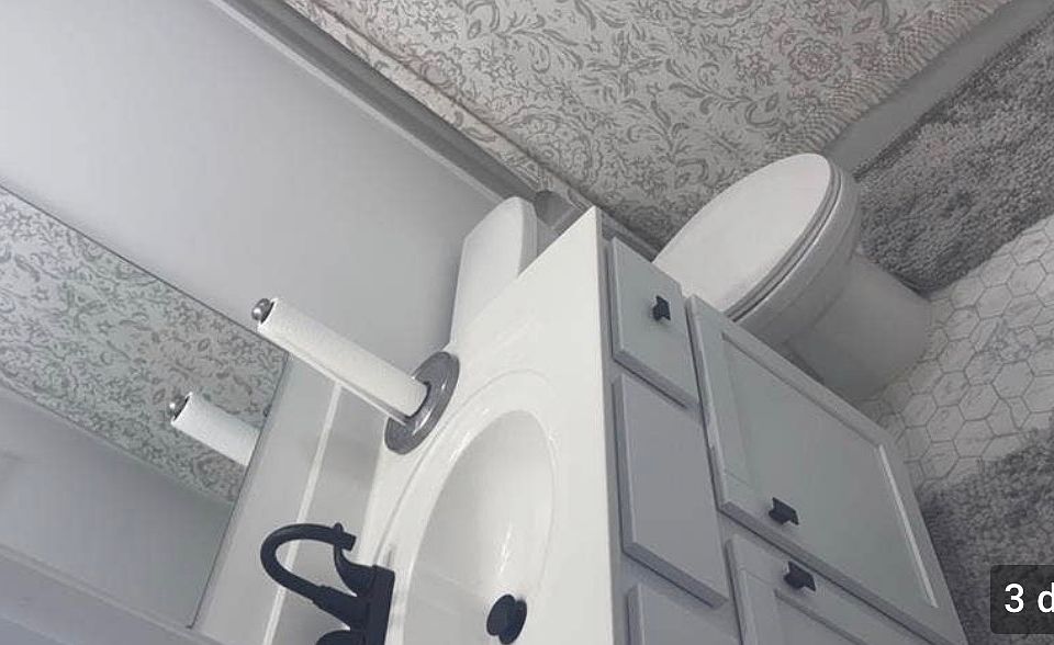 2nd image of 775 Mint Hill Cir