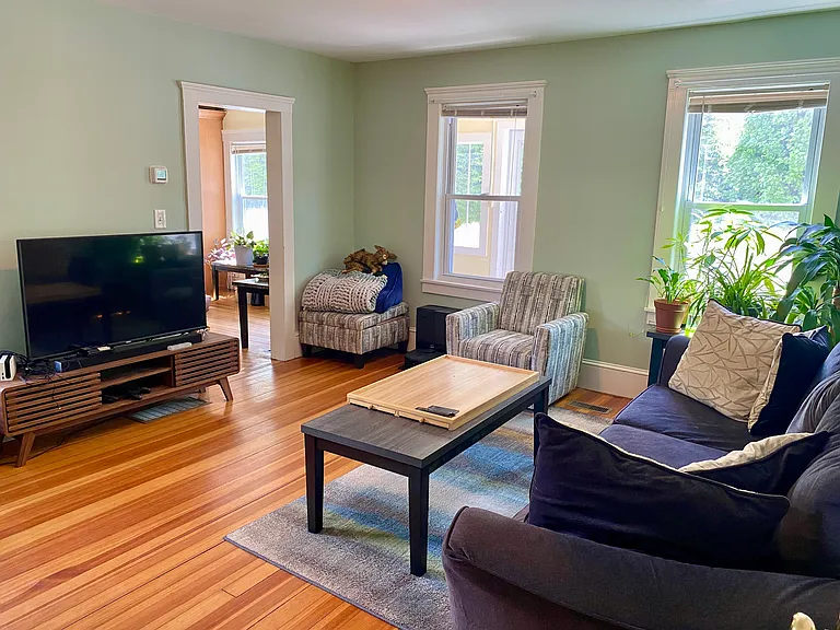 30 Maple Ave #1 — Photo 2