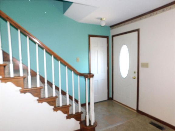 3rd image of 509 N Gary Ct