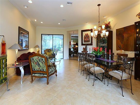 5th image of 7664 Silverwood Ct