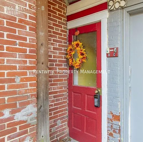 265 Beech St #B Photo 1