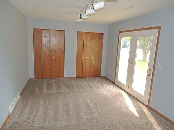 5th image of 615 Jules Ct