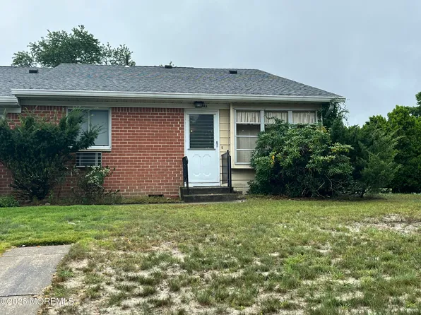 14 Independence Parkway #A, Whiting, NJ 08759