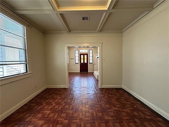 5th image of 627 N Pierce St