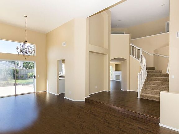 5th image of 15304 Regatta Way
