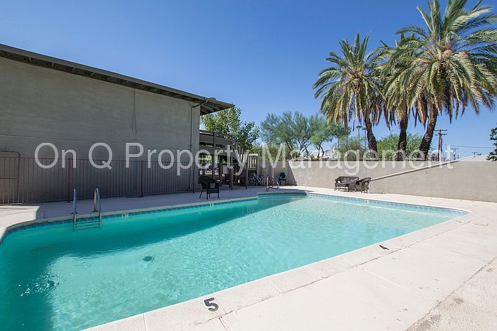 2nd image of 4525 N 74th St APT 3