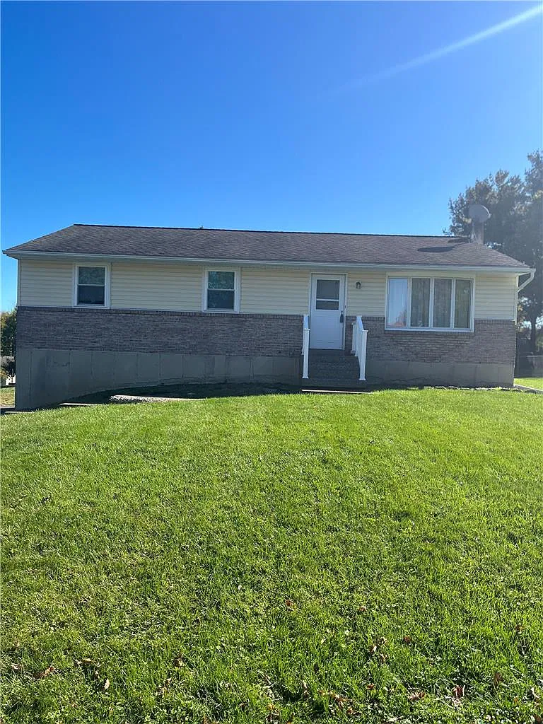 3 bed, 1232 sqft, $2,500 — Photo 1