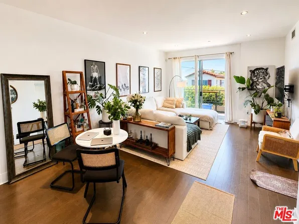 7857 W Manchester Ave #Penthouse 6, Playa Del Rey, CA 90293