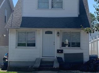 70 Glover St, Staten Island, NY 10308