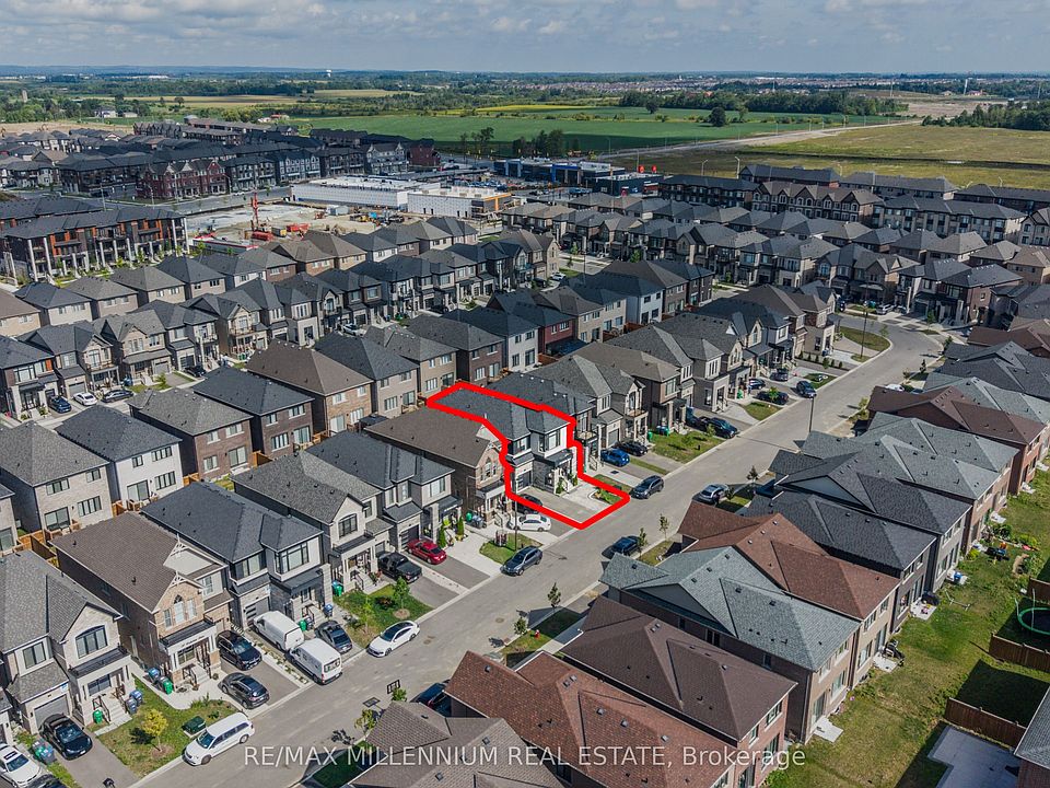 1st image of 20 Calabria Dr