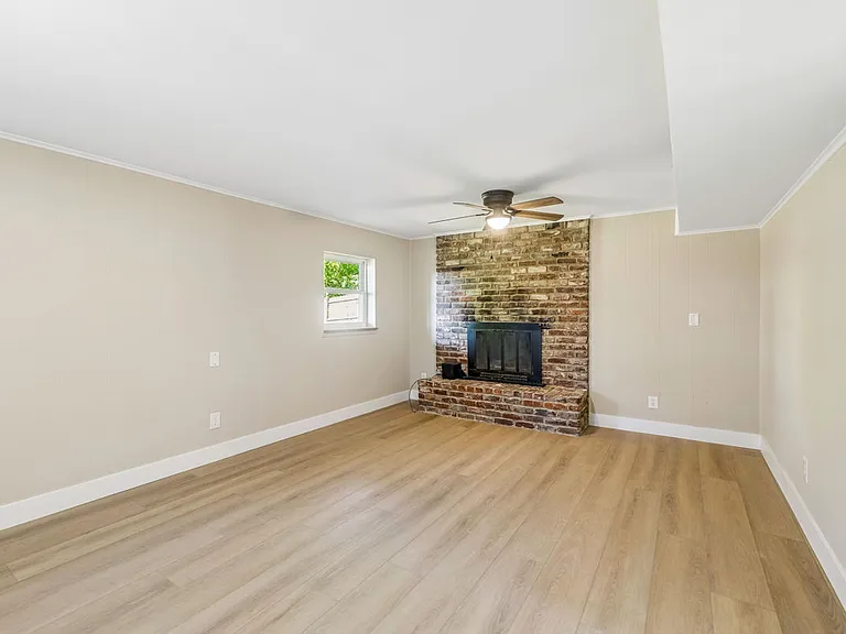 12201 W Kings Gate Rd — Photo 24