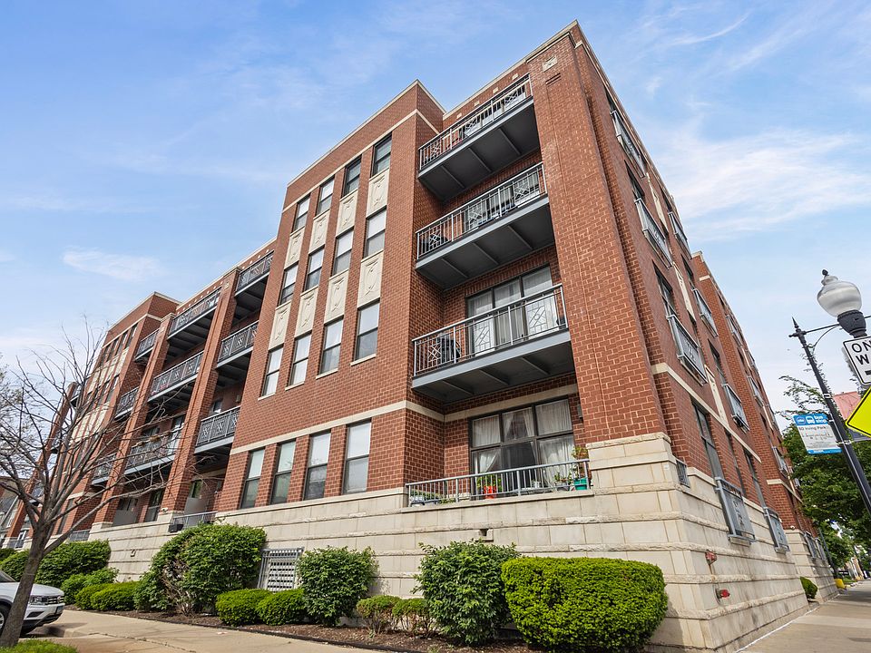 1st image of 4011 N Francisco Ave Unit 205