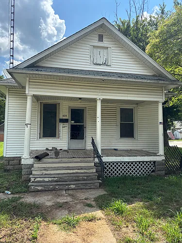 435 S Cedar St Photo 1