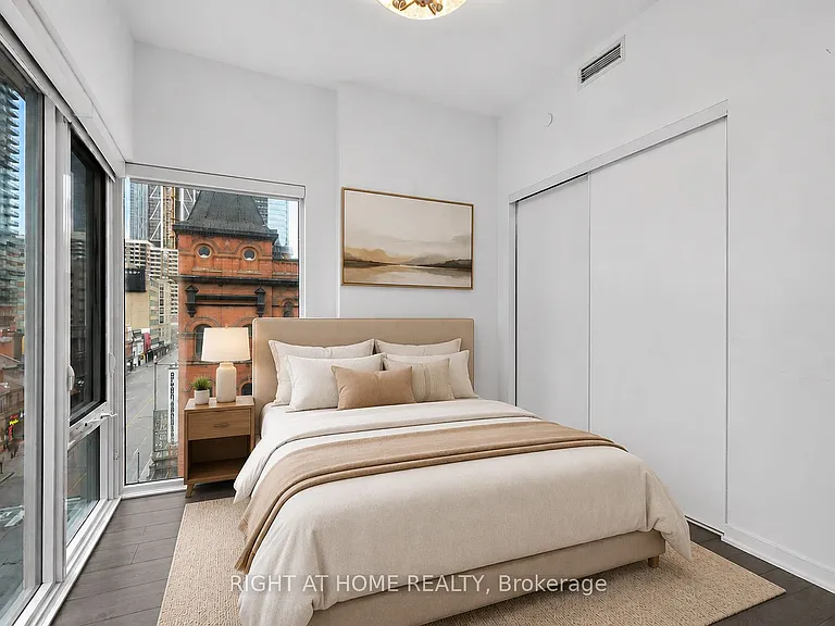 3 Gloucester St #512 — Photo 15