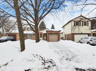 30 Madsen Cres, Markham, ON L3R4P3