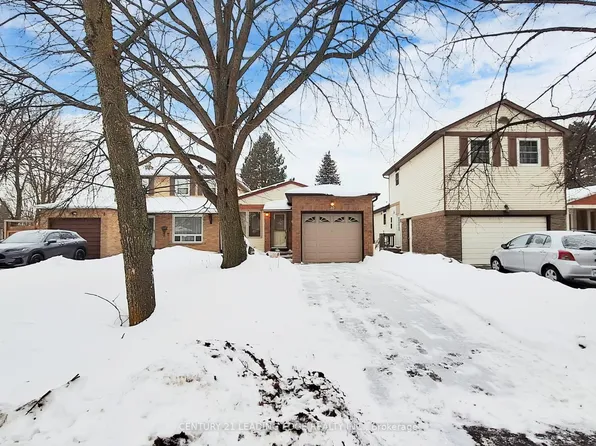 30 Madsen Cres, Markham, ON L3R 4P3