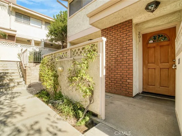 19451 Sherman Way #201, Reseda, CA 91335