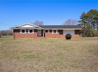584 Gilpark Rd, Dendron, VA 23839