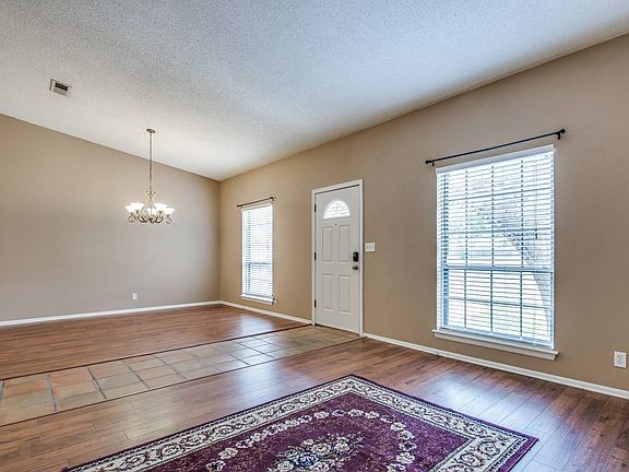 4th image of 12815 El Sendero St