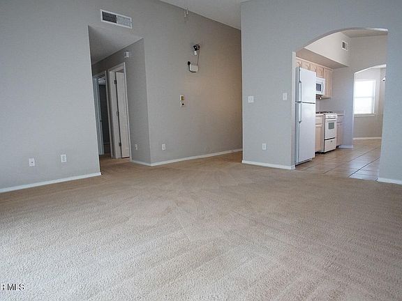 4th image of 807 Jaime St