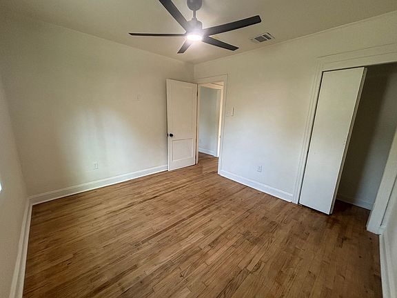 5th image of 213 Kelly St