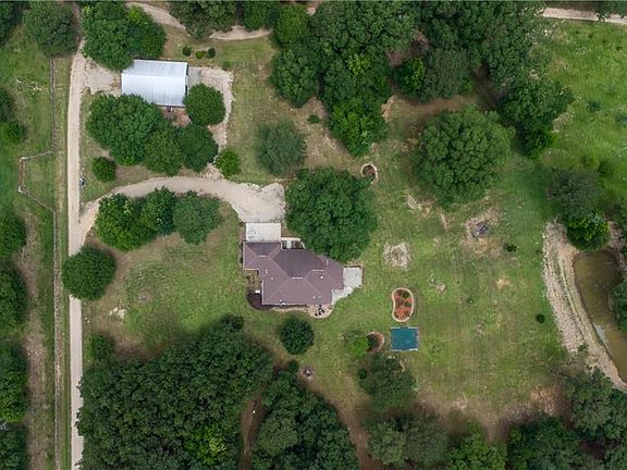 4th image of 16306 Christiansen Ln