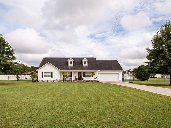 2nd image of 3804 Deer Run Dr