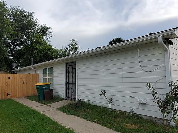 2nd image of 5319 Cherie Crest Ct