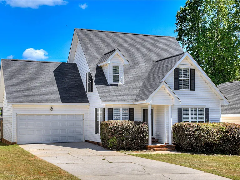 929 Sawbuck Way — Photo 2