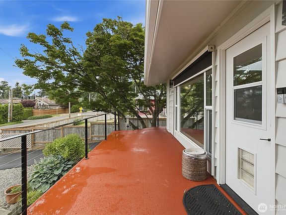 4th image of 26802 148th Avenue SE