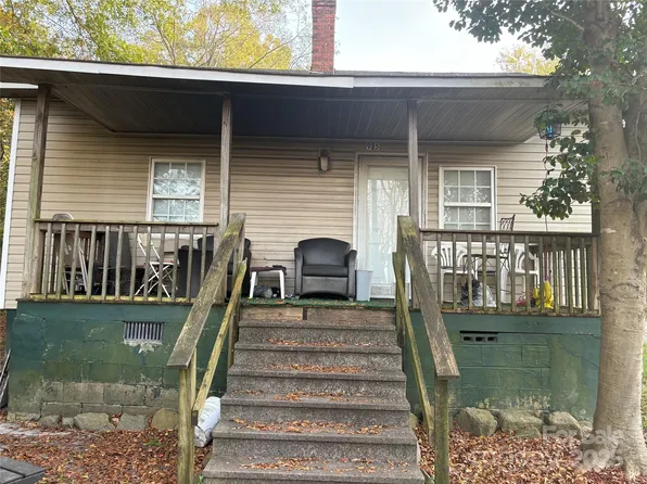 935 Brown St, Gastonia, NC 28052