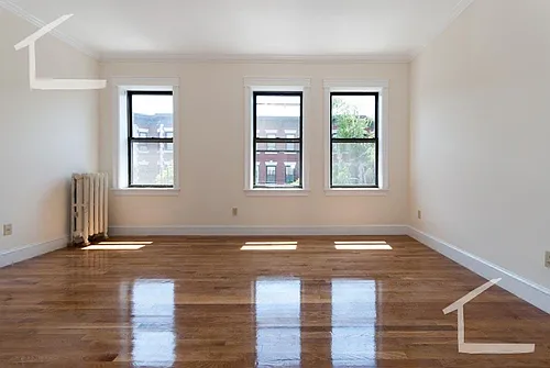 76 Quint Ave #13 Photo 1