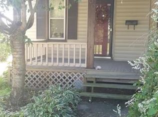 100 Pine St, Zelienople, PA 16063