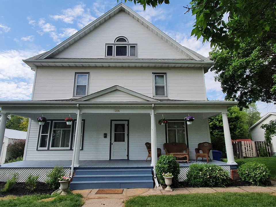 304 E 1st St, Plankinton, SD 57368 Zillow