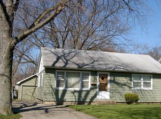 520 N Prairie Ave, Mundelein, IL