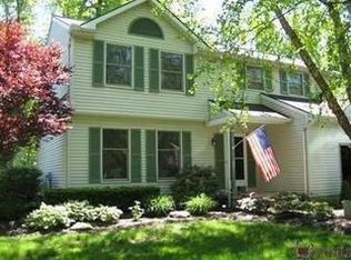 9136 Briarbrook Dr NE, Warren, OH