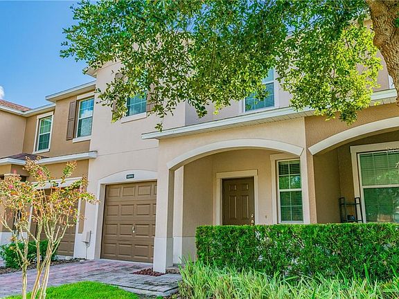 3rd image of 10891 Savannah Landing Cir