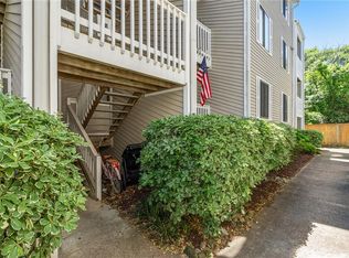 2325 Sea Shell Rd APT 111, Virginia Beach, VA 23451